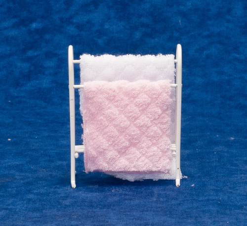 TOWEL RACK W/PINK TOWELS